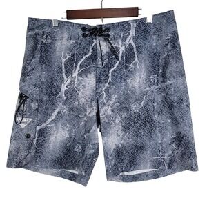Columbia PFG x Realtree Board Shorts Men's 36 Grey Mako Camo Fishing Swim Trunks